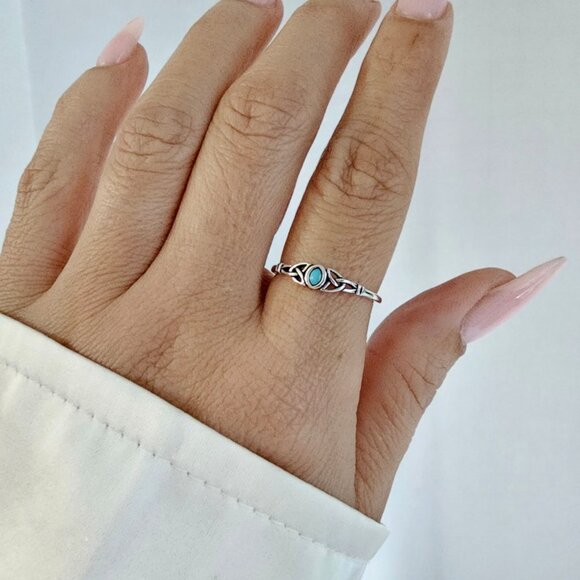 Women's 925 Sterling Silver Turquoise Celtic Ring Tiny Dainty Celtic Stone Ring - Picture 10 of 10